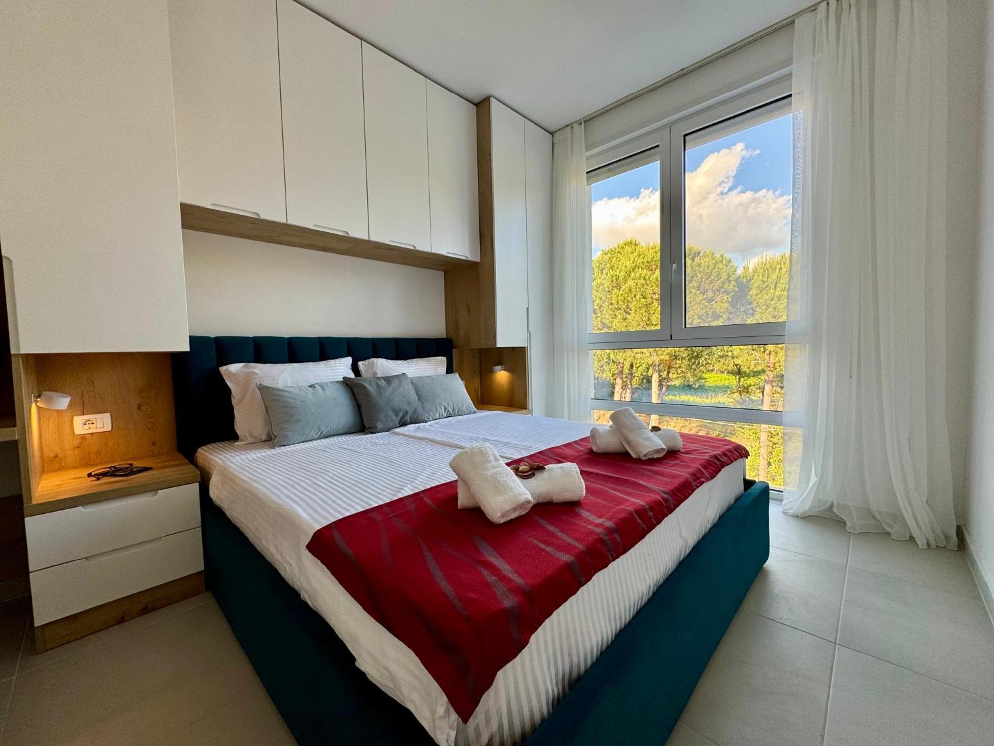 M&E Premium Apartments - San Pietro ดูร์เรส ภายนอก รูปภาพ
